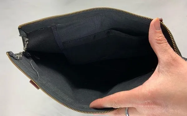 Vintage B.B. couture Blk & Brwn hand handle bag - Image 6