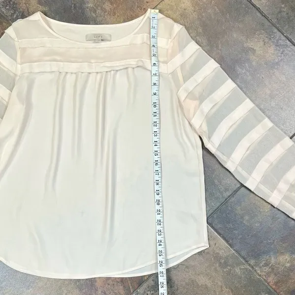 LOFT Women’s Cream Blouse Sheer Striped Sleeves Large - Image 9