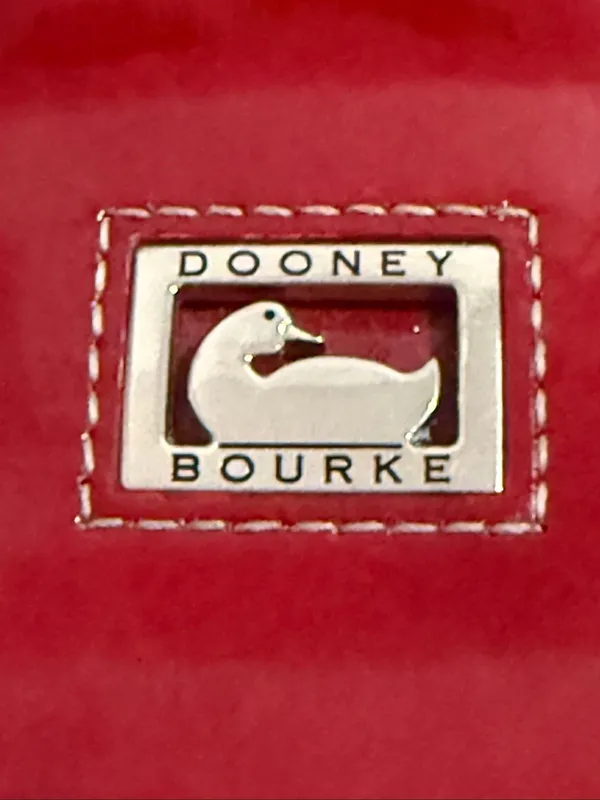 Original Vintage DOONEY & BOURKE True Red Leather Hand Bag patent leather - Image 4