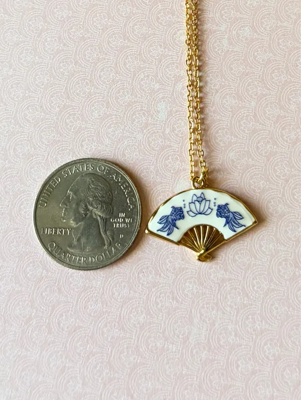 Handmade beautiful fan unique retro statement necklace🌀🐟 - Image 4