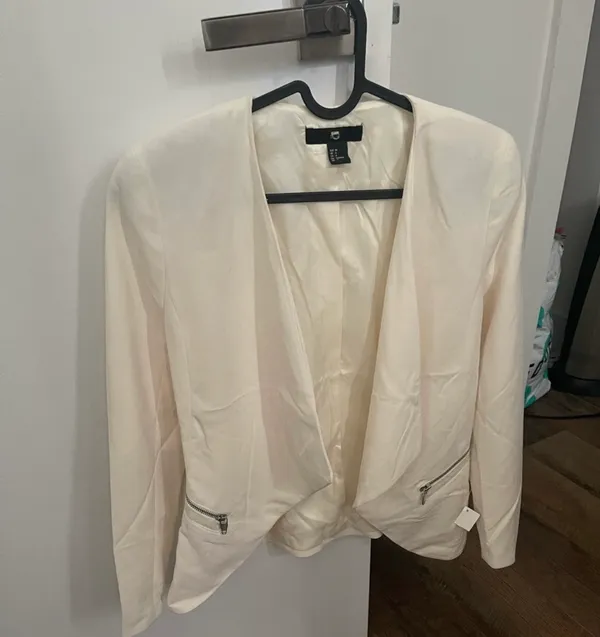 H&M NWT Cream Blazer Size 4 Fits XS/2 | Minimalist Jacket - Image 3
