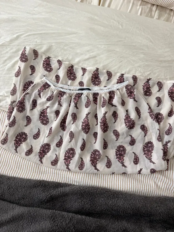 Pretty Little Thing skirt - Image 4