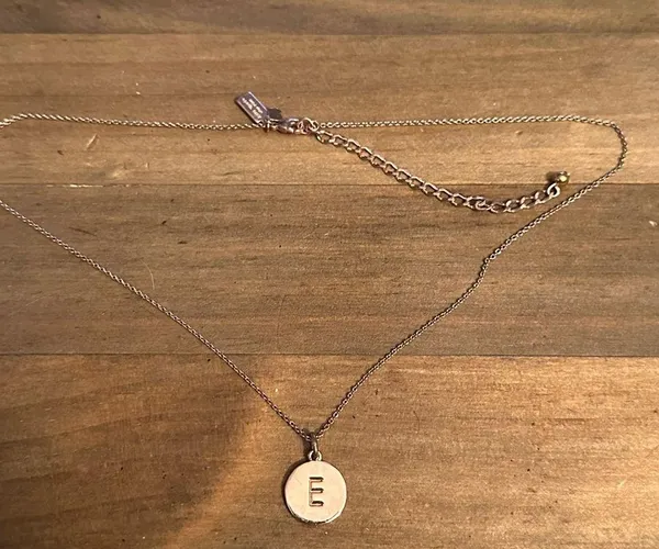 Kate Spade rose gold initial E necklace - Image 2
