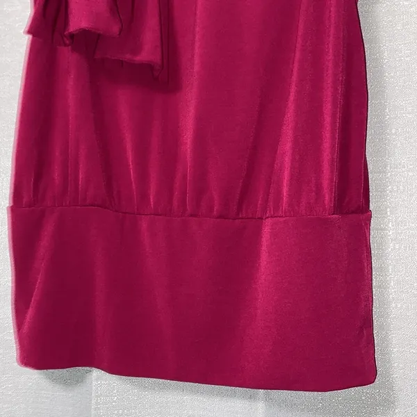 Express Magenta Side Front Tie Sleeveless Banded Waist Blouse - Image 4