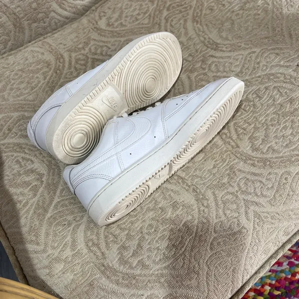 Nike Shoes Women’s - Image 2