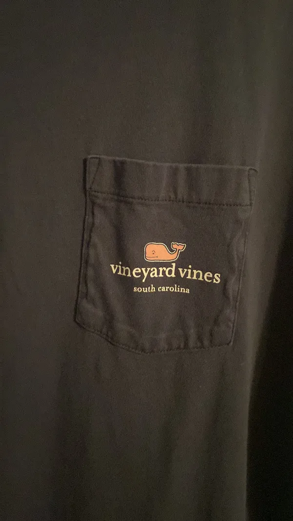 Vineyard Vines Size Large Navy And Pink Tee - Image 3