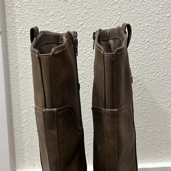 Boots Indigo rd. Brown heeled - Image 5
