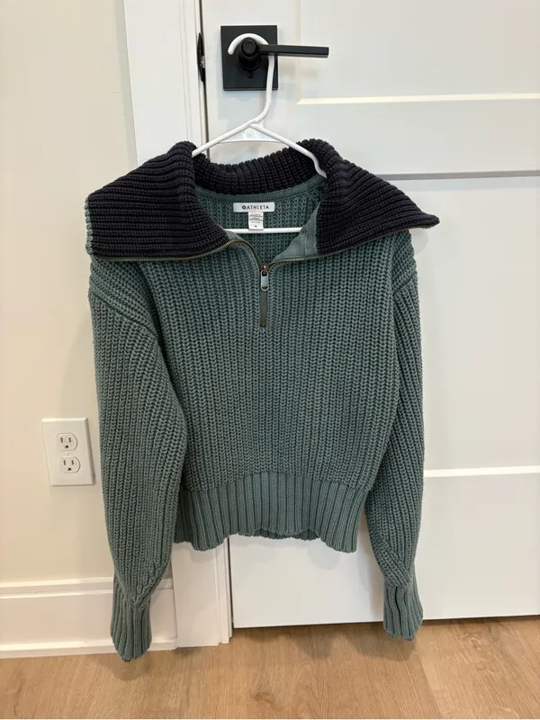 Athleta Alder Sweater Size Medium - Image 2