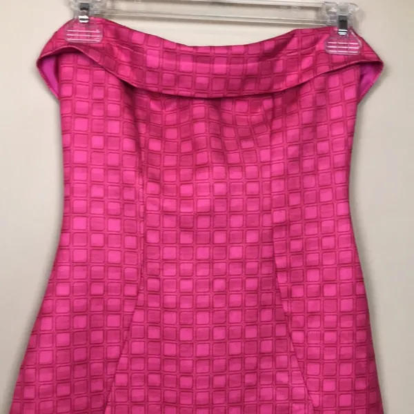 White Fox Women’s Barbiecore Retro Hot Pink Square Patterned Mini Bodycon Dress - Image 2