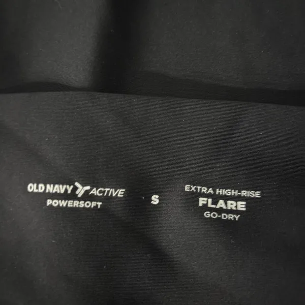 Black Old Navy Leggings Flare - Image 2