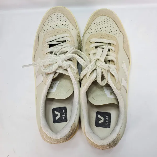 Veja V-10 Sneakers Womens 8 White Natural Suede ChromeFree Leather Low Top Shoes - Image 5