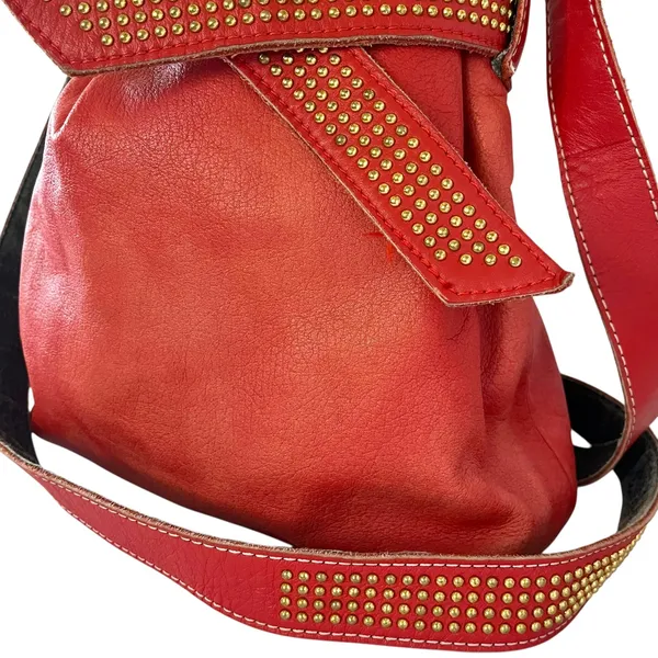 Vintage L.J. Simone Red Leather Glam Studded Belt Crossbody Hobo Bucket Bag - Image 7