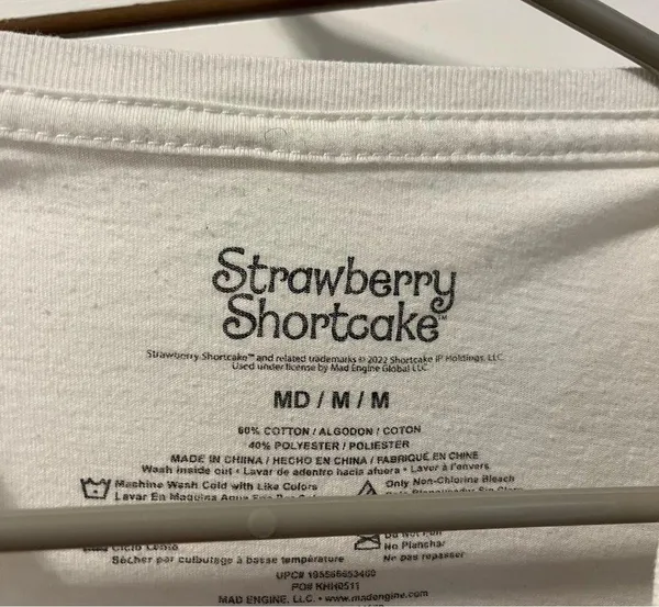 Strawberry Shortcake Keep On Growing Tee Size M - Image 4