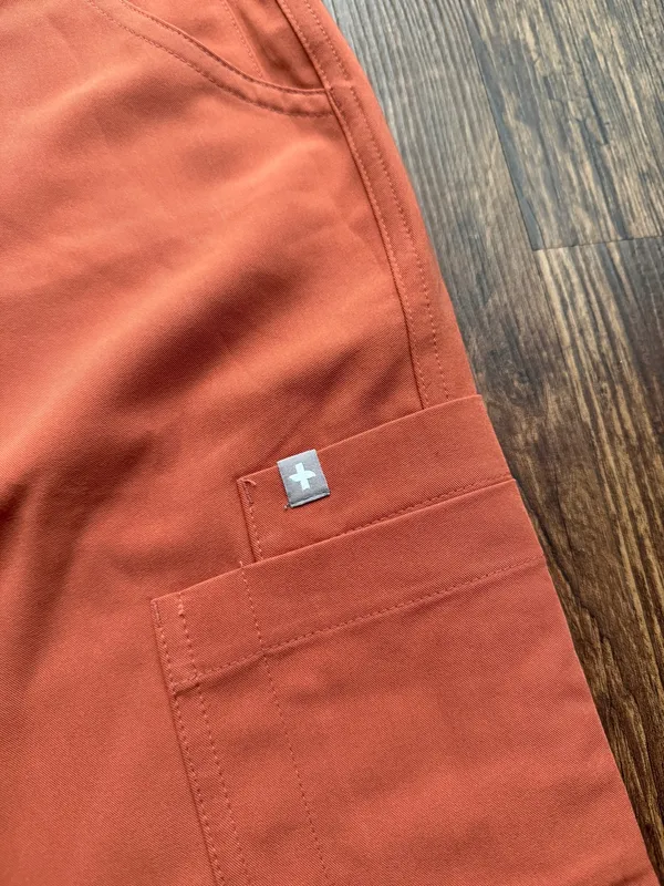 NWT FIGS Women’s Terracotta High Waisted Yola Scrub Pants - Size XXS Petite - Image 7