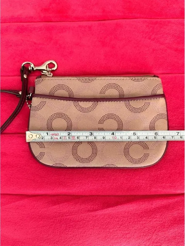 Vintage Purple and Tan Coach Wristlet - Image 5