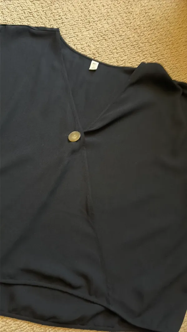 BP Cap Sleeve Blouse - Image 3