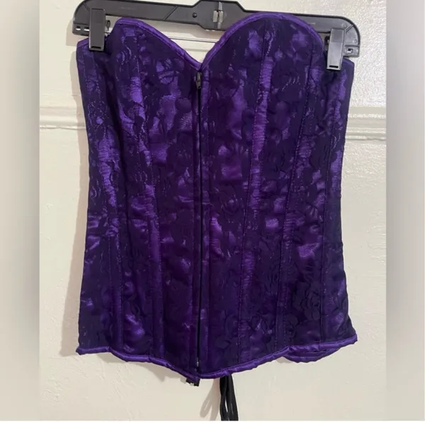 Daisy Purple and Black Lace Front Zipper corsets - Image 2