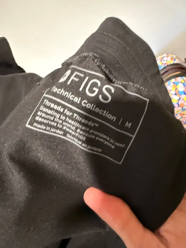 FIGS Scrubs Set - Image 2