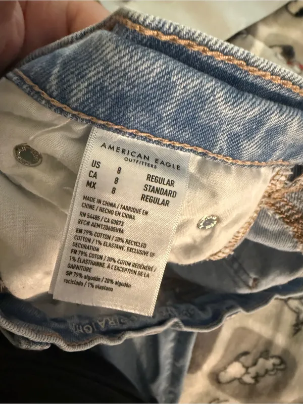 American Eagle Super High-Rise Straight Jeans Women’s Size 8 Light Wash - Image 7