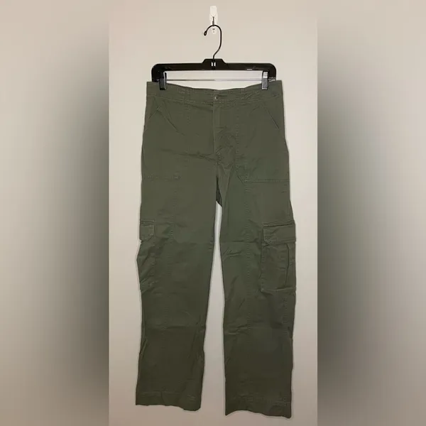 Abercrombie & Fitch Relaxed Cargo Pants, Army Green, Size 29, EUC - Image 4