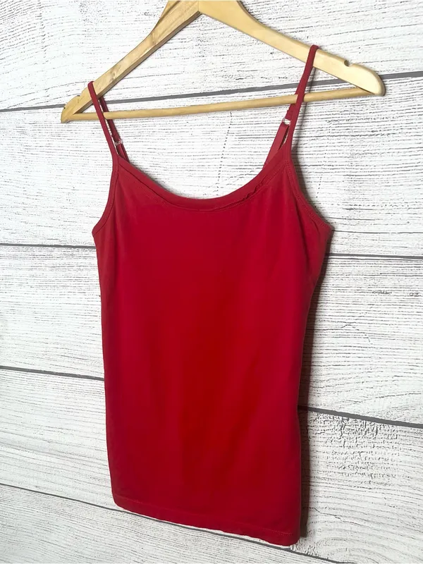 No Boundaries Red Spaghetti Strap Tank Top with Built In Shelf Bra Size Medium - Image 4