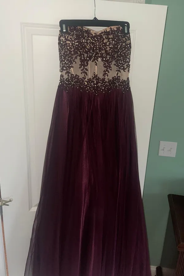 Blondie Nites Strapless Prom Dress - Image 4