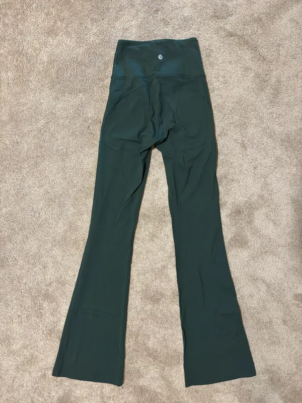 Lululemon Leggings Flare - Image 4