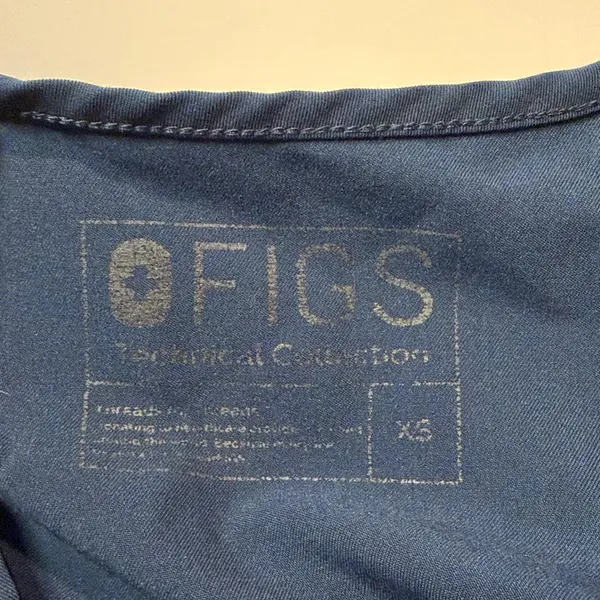 Figs- Navy/Seafoam Blue Scrub Top Technical Collection Work Hospital Medical- Size XS - Image 3