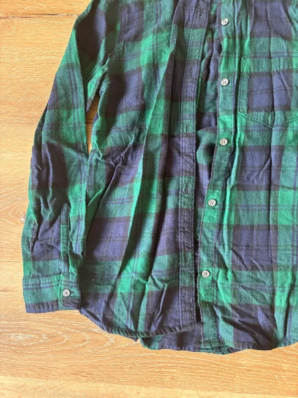 Old Navy Green and Blue Plaid Button Down Flannel - Image 2