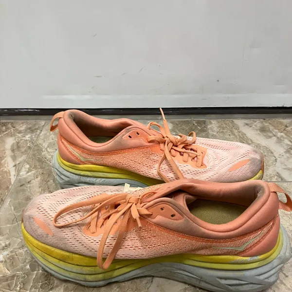 Hoka Bondi 7 Pink Women’s Size 8 - Image 5