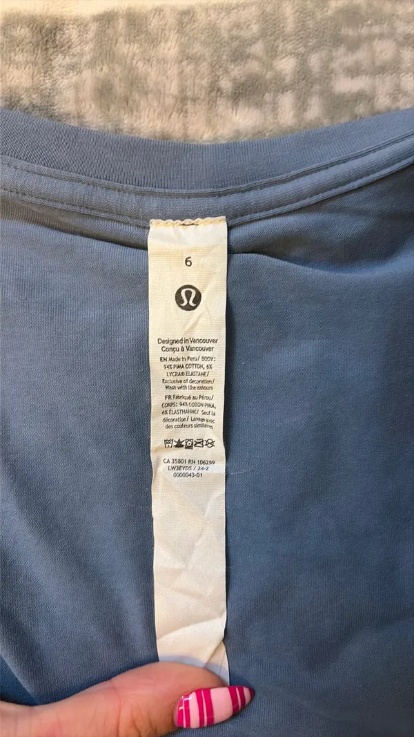 Lululemon Love Crew Tee - Image 3