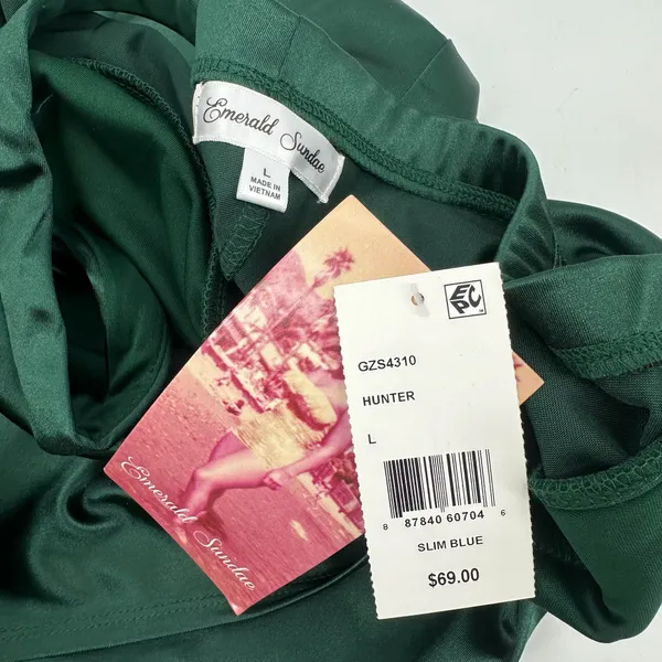 Emerald Sundae Dress One Shoulder Juniors L Green Satin Stretch Party NEW READ - Image 6