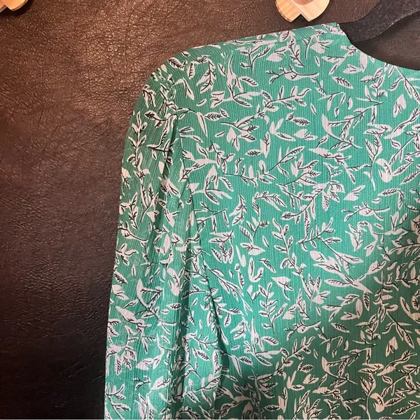 East Order Green Gizele Botanical-Print Mini Wrap Dress‎ Size Medium - Image 6
