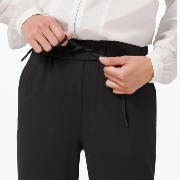 Lululemon Keep Moving Pant 7/8 High-Rise Drawstring Waist in Black W1632 Sz 4 - Image 4