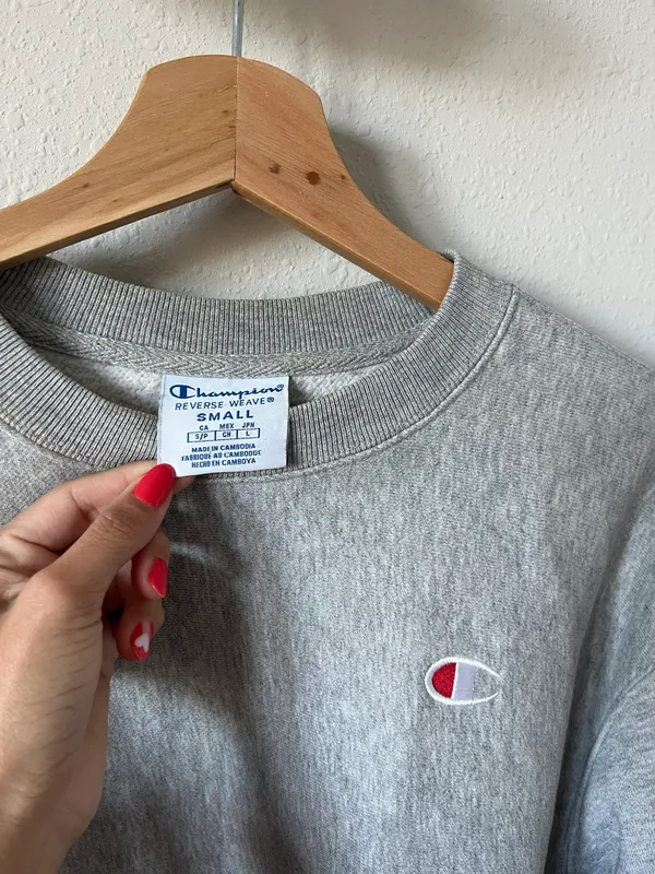 Champion Cropped Crew Neck Sweatshirt - Image 2