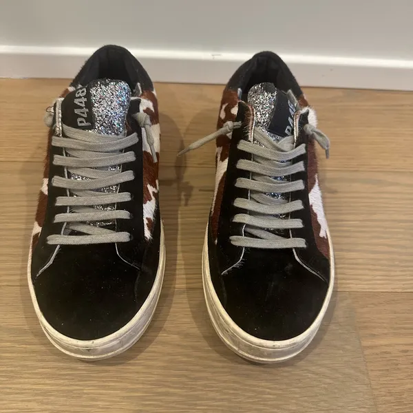 P448  Black and Brown Sneakers - Image 2