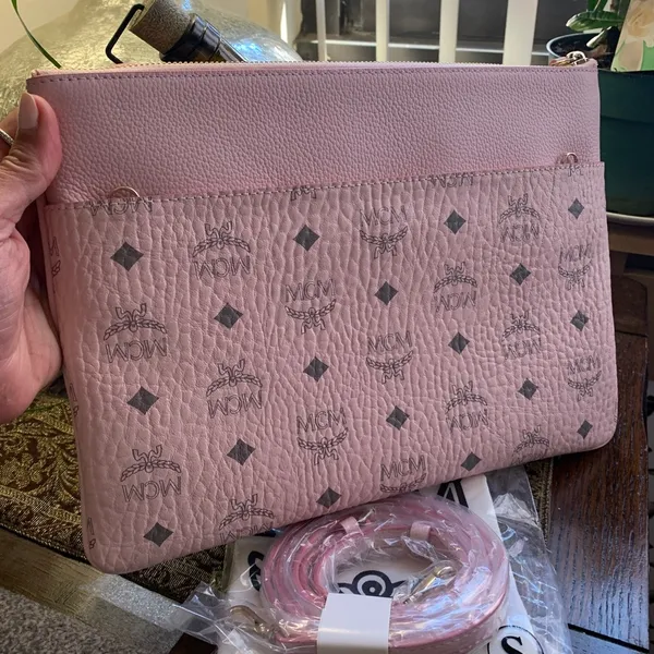 Authentic MCM logo Diamond Leather zip top clutch/Crosby❤️ - Image 5