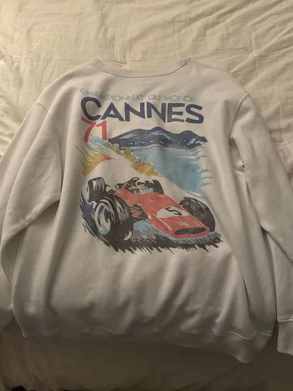 Hollister white sweatshirt with Cannes graphic Size M - Image 4