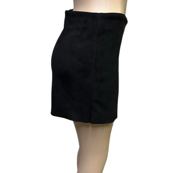 Zara Black Faux Suede Shorts Skort Tortoiseshell Buckle Side Zip Womens Medium - Image 5