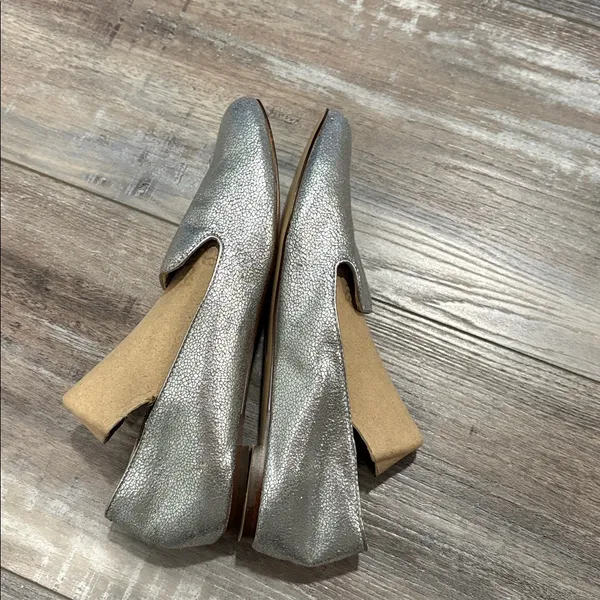 J Crew Metallic Silver Loafers size 7 - Image 7