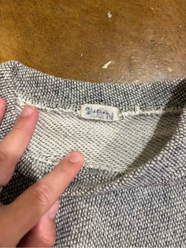 Brandy Melville Gray Cropped Crewneck Sweater - Image 2