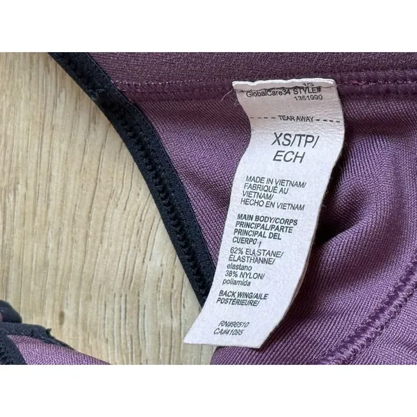 EUC Under Armour Women Sports Bra Purple Fitted Wireless Racerback size XS - Image 10
