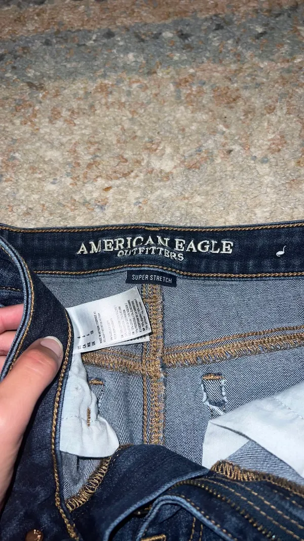 American Eagle Outfitters Low Rise Shorts - Image 2