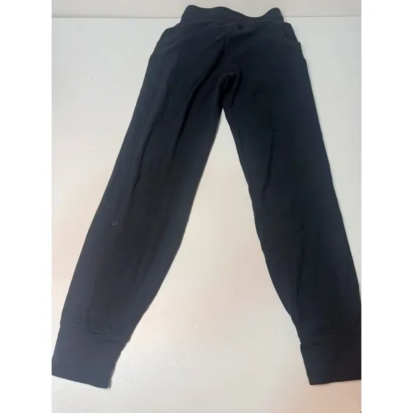 Lululemon Pants women size 2 - Image 4