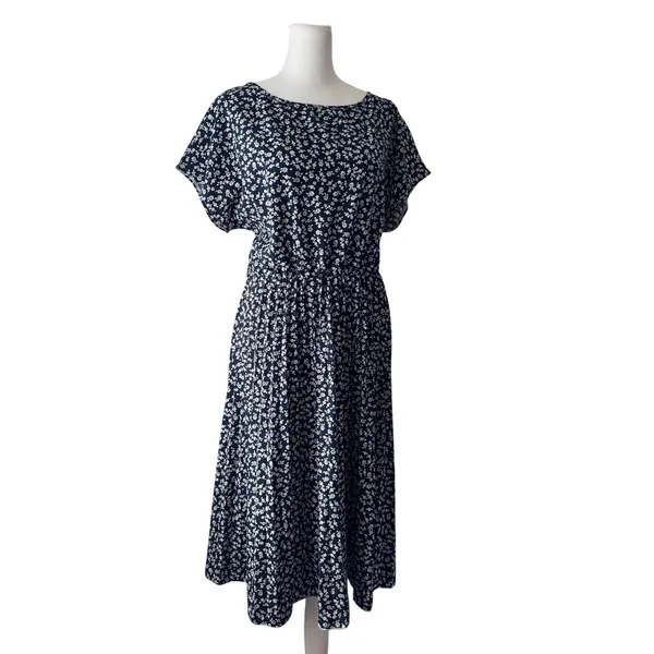 Navy & White Floral Pleated Scoop Neck Elastic Waist Short Sleeve Midi Dress - Image 6