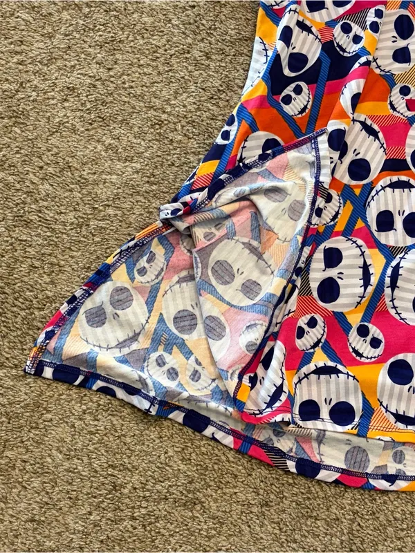 LuLaRoe The Nightmare Before Christmas Women’s Short Sleeve Tunic Size XL - Image 7