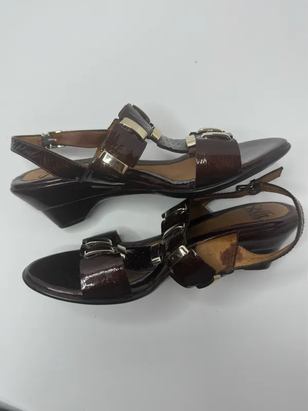 Sofft Alina Brown Patent Leather Sandals Size 6M - Image 6