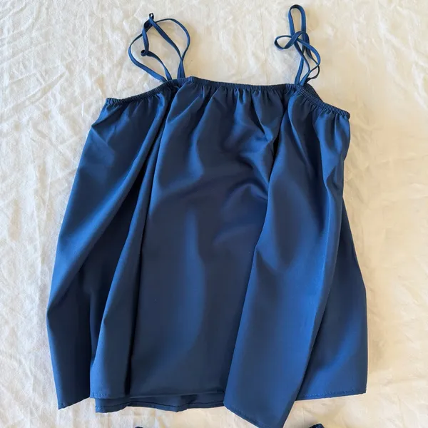 Women's Two Piece Spaghetti Strap and Shorts Pajamas Size Medium #260261 - Image 3