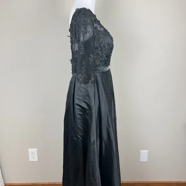 Formal Gown‎ Dress 10 Black Floral Applique Beaded A-Line Evening Whimsigoth - Image 9