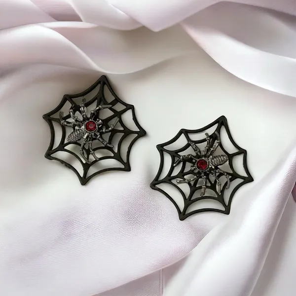 Gorgeous Retro Gothic Spider Web Stud Earrings with Ruby Color Decor Faux Fashio - Image 4